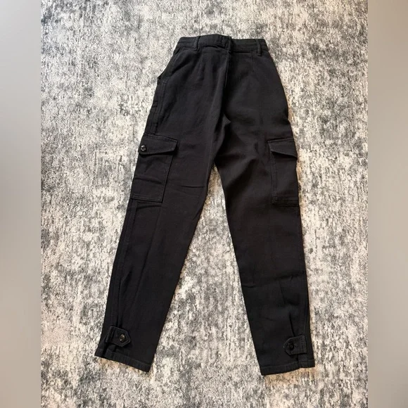 Aritzia Modern Cargo Pant - Picture 7 of 8